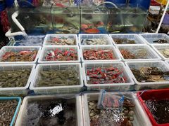 -霞涌市场海鲜摆卖区