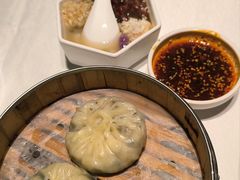 纸皮包子-江城小馆陕南妈妈菜·全球旅行餐厅(钟楼店)
