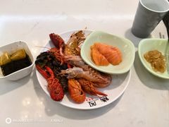 -腾阁自助餐厅(朝林广场店)