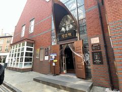 -钟书阁(松江泰晤士小镇店)