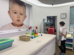 -爱婴室(上海浦建路店)