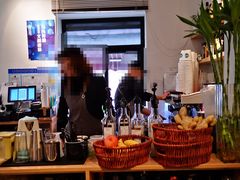 -WOW coffee