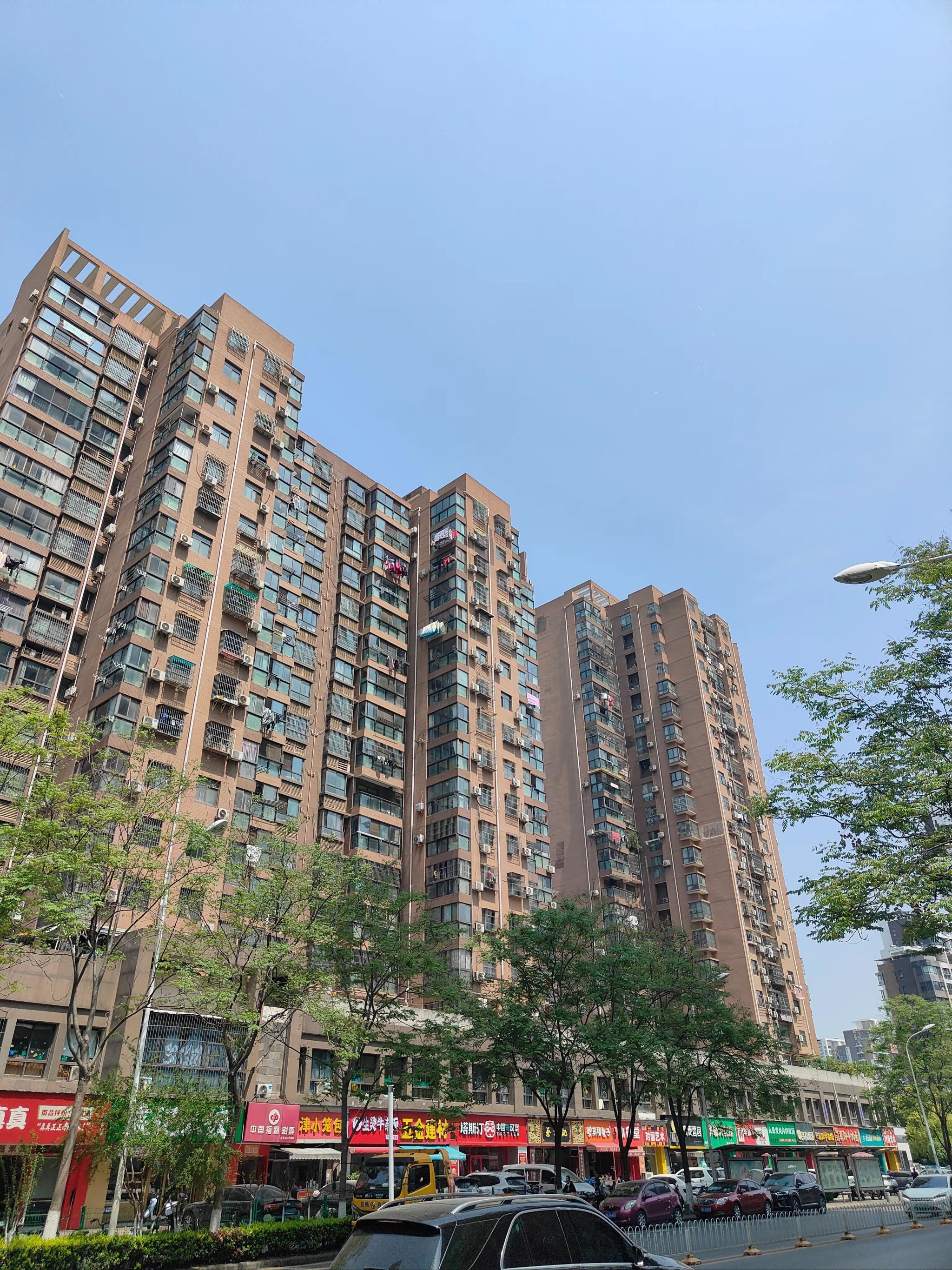 去南湖吃饭,被南湖小区震撼到了❗