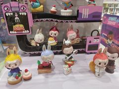 -泡泡玛特POPMART(上海环球港店)