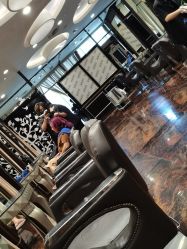 -八佰伴8008星级形象店