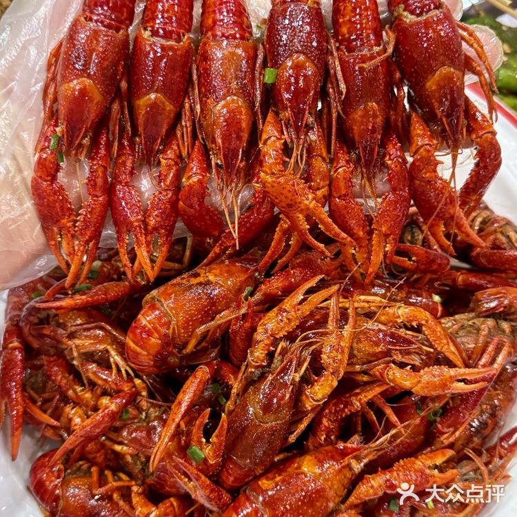 在长沙，只有这样的烧烤店才能赚我的💰