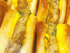 -金色麦甜糕点(面包.蛋糕.华苑店)