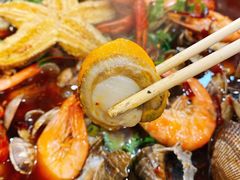 -老东镇啤酒屋海鲜加工·蒸汽海鲜·海鲜烧烤(台东店)