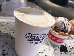 白巧克力摩卡-Bassetts贝赛斯冰淇淋(大悦城店)