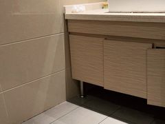 -百联临沂购物中心(临沂路店)