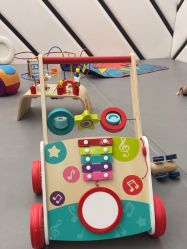 -奈尔宝·儿童乐园·亲子餐厅(华采天地店)