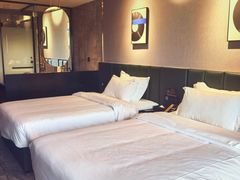 -Ting无边际江景酒店(重庆解放碑云端之眼店)