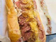 -Bánh Mì Huynh Hoa