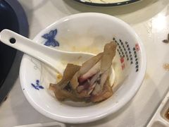 -虾弄弄海派小龙虾·牛羊蝎子火锅