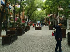 -黎黄陂路街头博物馆