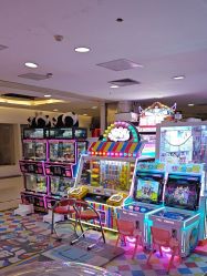 -Fang Fang Monkey·方方猴(国瑞购物中心店)