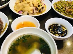 手撕葱油鸡-东山茶寮(新安店)