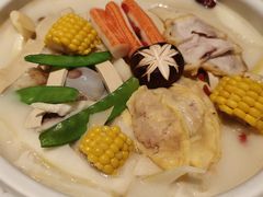 -三人行骨头王火锅(长寿店)