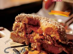 -Catch Bagel(芳草地店)