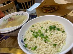 -文叔·湖北名小吃·小龙虾(黄贝岭地铁站店)