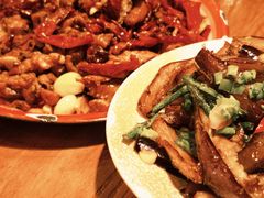 -柴窝堡22号辣子鸡·传承新疆菜