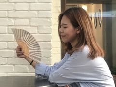 -两棵枇杷树