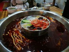 -金鼎雪山牦牛杂火锅(理县总店)