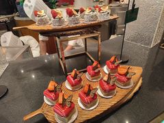 -咖啡苑自助餐厅·中国大饭店