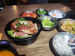 -香猪坊韩国烤肉专属门店(魏公村店)