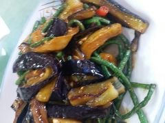 -六和聚传统烤鸭.天津菜(和平店)