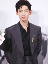 -ChenV西服礼服高级定制(市区养育巷店)