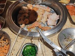 -姜胖胖韩式自助烤肉(光明万达店)