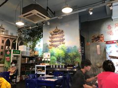 -马路边边串串香(苗栗路店)