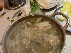 -顺峰海鲜酒楼(省府店)