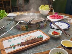 -娜仁图雅蒙古美食村(33小镇店)