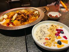 沙湾原始大盘鸡-丝路金桃·新疆菜(徐汇店)