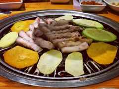 -唯成•韩国炭火烤肉 유성고기