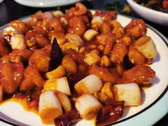 -粉墨特色菜·烧烤音乐酒馆