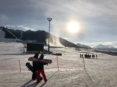 -丝绸之路山地度假区滑雪场