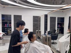 -ON STAR SALON