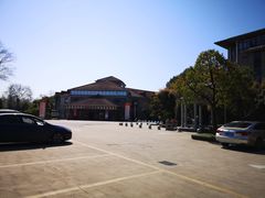 -金孔雀温泉旅游度假村