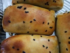 -马尔龙新疆饭店·清真(瑞景店)