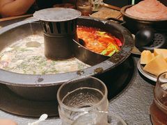 -晓宇重庆火锅(西安荟聚店)