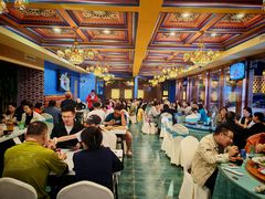 -乡村馕坑肉·烧烤·新疆菜·本地人更爱吃(阿勒泰首店)