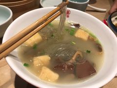 金陵鸭血粉丝汤-弄堂小笼包(天津南开大悦城店)