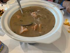 -鱼鲜饭香·招牌汽锅剁椒鱼头王