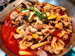 -昱龙大盆牛蛙馆(三兴街总店)