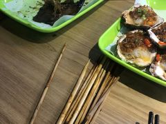 -烤满分·东北烧烤(首经贸店)