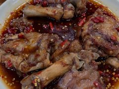 微辣辛辣猪蹄-贤花饭店(城阳店)