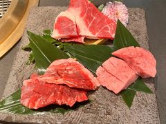-铭牛烧肉·和牛海鲜自助(高新月牙湖店)